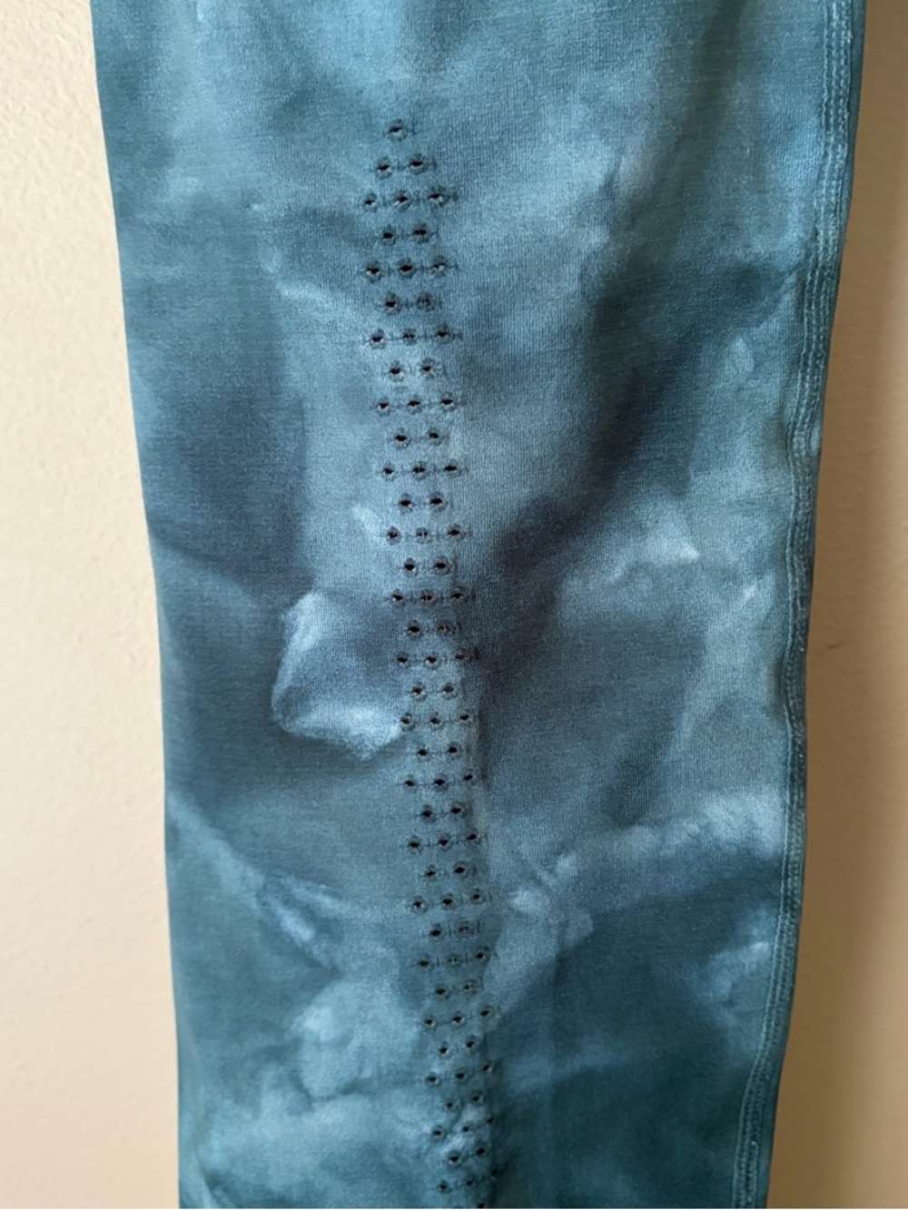 FP Movement | Good Karma Tie Dye Leggings Athleisure Activewear Ozark Mist M/L - Picture 7 of 8